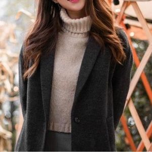 cozy and stylish beige/yellowish warm sweater | fit size xs - m